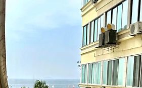 Copacabana - Avenida Atlantica - Praia